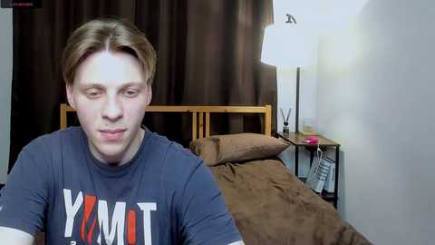 Media: blossomandbee Chaturbate 2025-11-11 00:43:00