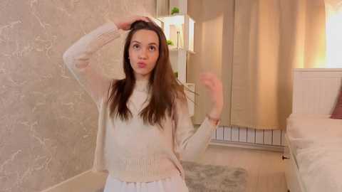 Media: mackenzieohanley Chaturbate 2025-11-11 22:01:00