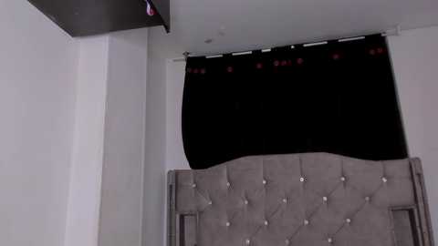 Media: game_with_lesbians_ Chaturbate 2025-11-12 02:51:00