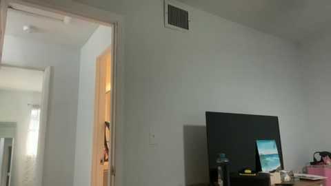 Media: jasminetate Chaturbate 2025-11-12 21:28:00