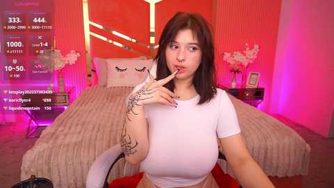 Media: mikiikiwi Chaturbate 2025-11-12 06:15:00
