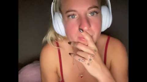 Media: stassiethatsororitygirl Chaturbate 2025-11-12 22:42:00