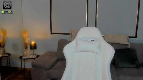 Media: anyarayne Chaturbate 2025-11-13 16:39:00