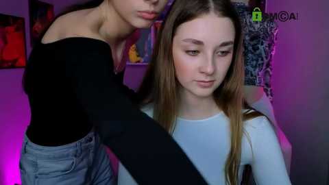 Media: flora_ri Chaturbate 2025-11-13 17:42:00