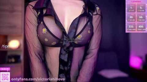 Media: victoriahillova Chaturbate 2025-11-14 04:39:00