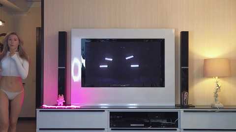 Media: yononeey Chaturbate 2025-11-14 11:04:00