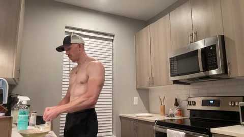 Media: discgolf4life Chaturbate 2025-11-15 08:52:00