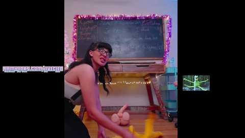 Media: livecleo Chaturbate 2025-11-15 01:00:00