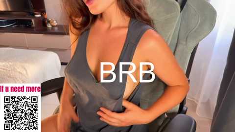 Media: quintessencel Chaturbate 2025-11-15 10:01:00