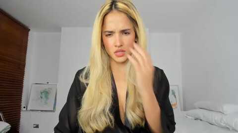 Media: emiliana_cruz Myfreecams Invalid Date
