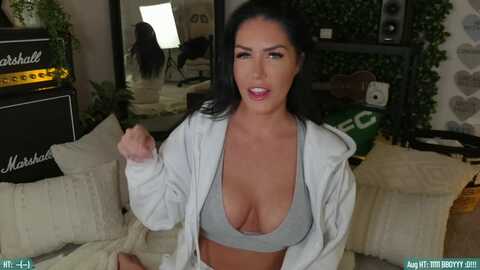 Media: itskylie Myfreecams Invalid Date