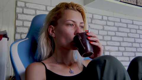 Media: karoline121 Myfreecams Invalid Date