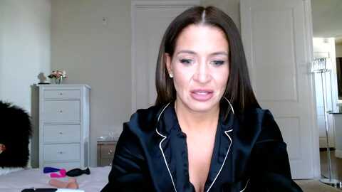 Media: noelles Myfreecams Invalid Date