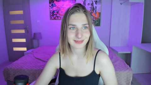 Media: goldcanary Myfreecams Invalid Date