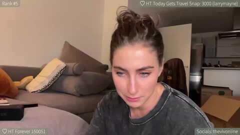 Media: helloviv Myfreecams Invalid Date