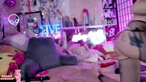 Media: riley_cyriis Myfreecams Invalid Date