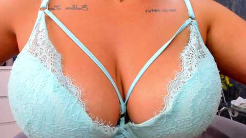 Media: bo0ty_queen_ Myfreecams Invalid Date