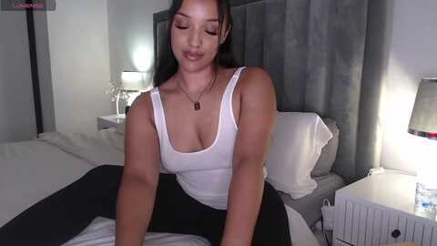 caramelcutie7 @ myfreecams on 20230904