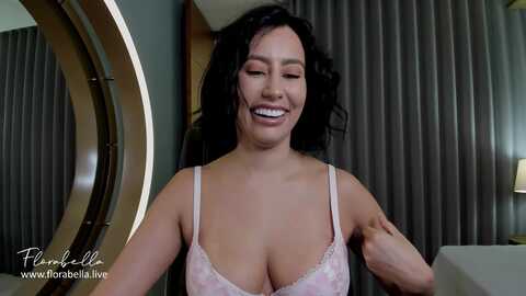 Media: florabella Myfreecams Invalid Date