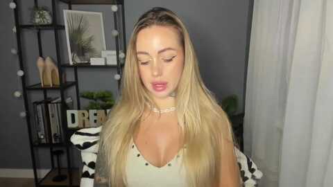Media: flowercoralie Myfreecams Invalid Date