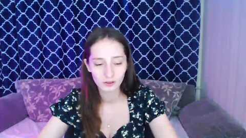 Media: lunnaa_xx Myfreecams Invalid Date