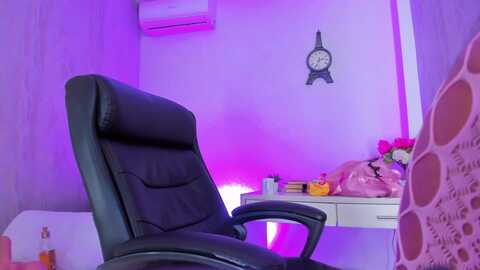 Media: missvioleta Myfreecams Invalid Date