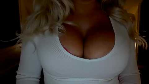 bday_scarlett @ myfreecams on 20230906