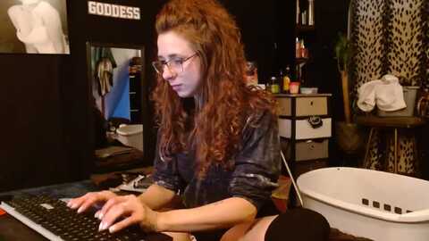 Media: littlemisszee Myfreecams Invalid Date