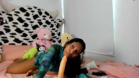 Media: lalitauwu Myfreecams Invalid Date