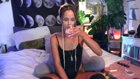 Media: lunarlexbday Myfreecams Invalid Date