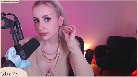 Media: selenerey Myfreecams Invalid Date
