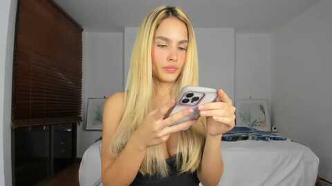 Media: emiliana_cruz Myfreecams Invalid Date