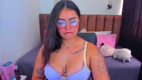 Media: lola_evans_ Myfreecams Invalid Date