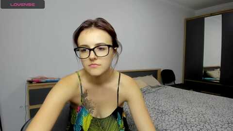 Media: lovelymirra Myfreecams Invalid Date