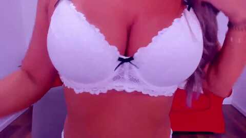 Media: gloriamelek Myfreecams Invalid Date