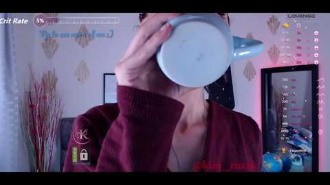 kimruzek @ myfreecams on 20230911