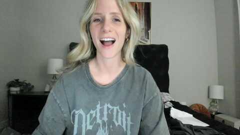 Media: lucylux1 Myfreecams Invalid Date