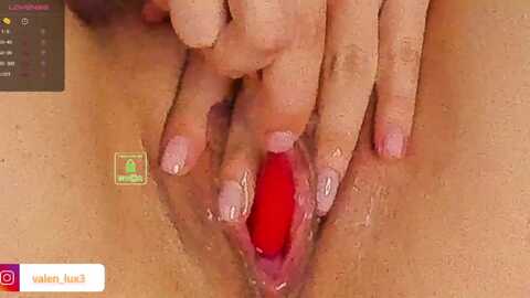 valen_lux @ myfreecams on 20230911