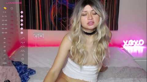 chilly_lily @ myfreecams on 20230912