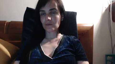 isabellazee2 @ myfreecams on 20230912