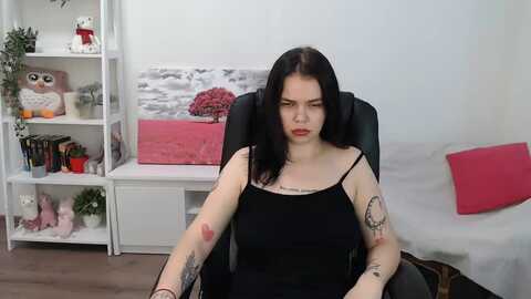 Media: nicolyrio Myfreecams Invalid Date