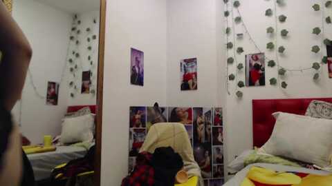 Media: evatwiss Myfreecams Invalid Date