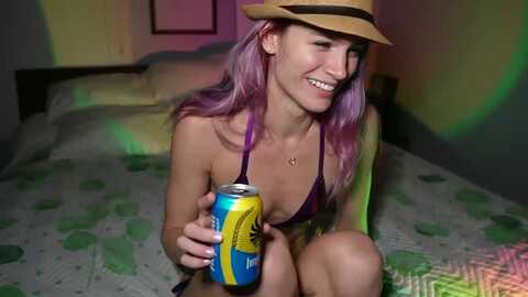 Media: gia_hill Myfreecams Invalid Date