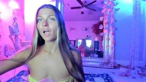 serina_ @ myfreecams on 20230913