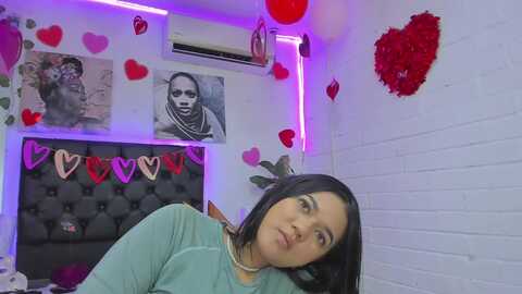Media: andrea_greey Myfreecams Invalid Date