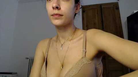 Media: lolaspie Myfreecams Invalid Date