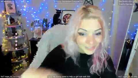 Media: lunawolfie Myfreecams Invalid Date