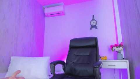 Media: missvioleta Myfreecams Invalid Date