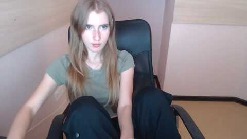 supergirl_09 @ myfreecams on 20230916