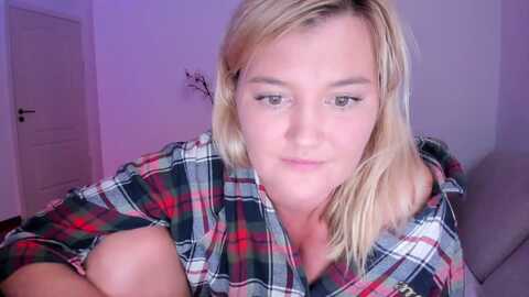 Media: fire_ice_emma Myfreecams Invalid Date